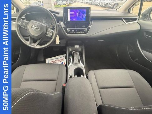 Used 2024 Toyota Corolla LE FWD image 12