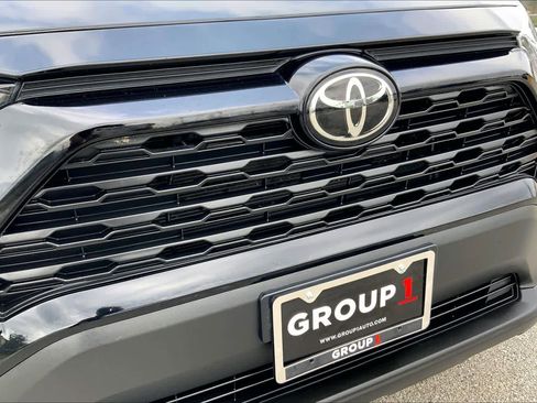 Used 2023 Toyota RAV4 XLE Premium FWD image 29