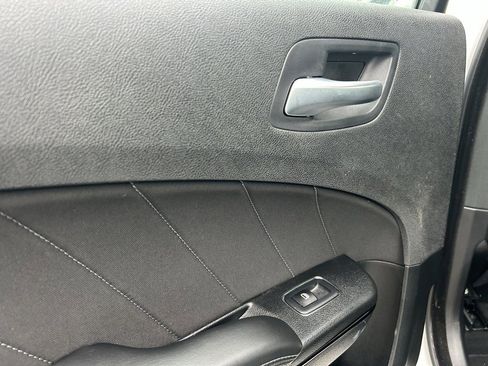 Used 2023 Dodge Charger SXT w/ Blacktop Package image 25