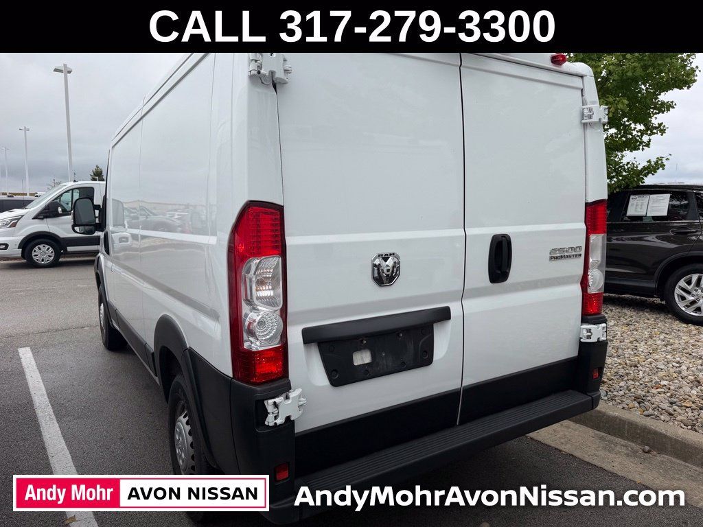 Used 2025 RAM ProMaster 2500 w/ Convenience Group FWD image 5