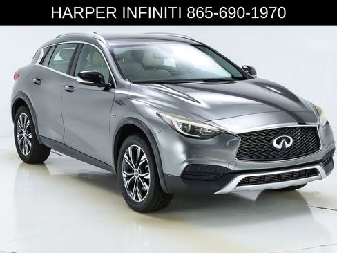 Used 2018 INFINITI QX30 AWD image 16