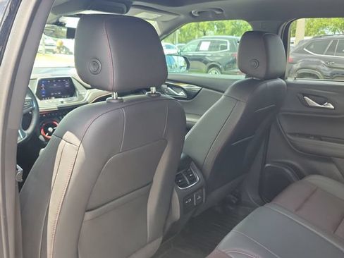 Used 2022 Chevrolet Blazer RS w/ Enhanced Convenience Package FWD image 11