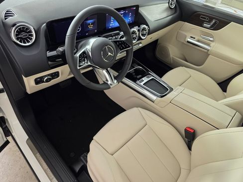 New 2026 Mercedes-Benz GLA 250 image 7