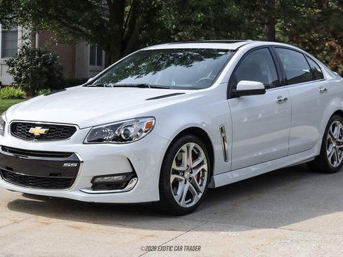 Used 2016 Chevrolet SS RWD image 14