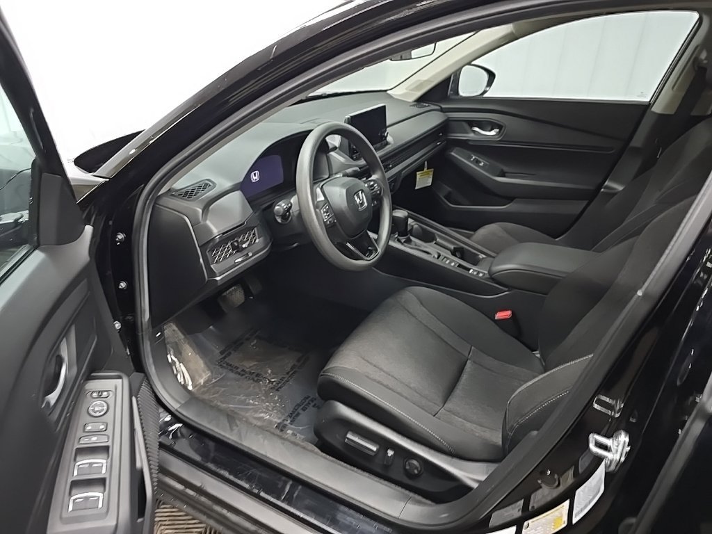 Used 2024 Honda Accord EX image 29