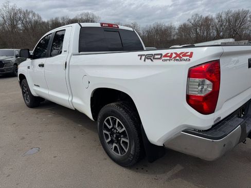 Used 2014 Toyota Tundra SR5 image 10