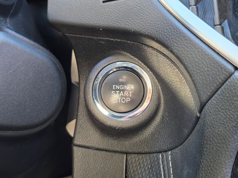 Used 2020 Subaru Forester Touring image 27