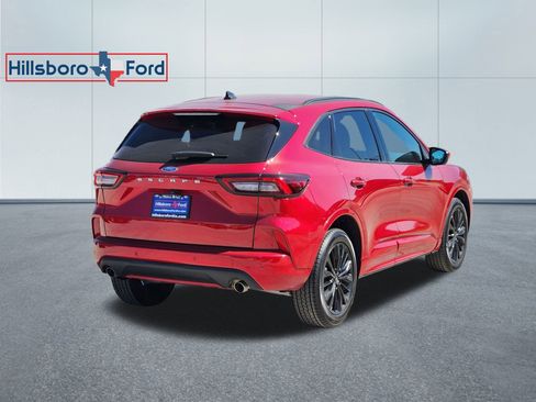 Used 2023 Ford Escape ST-Line Elite image 7