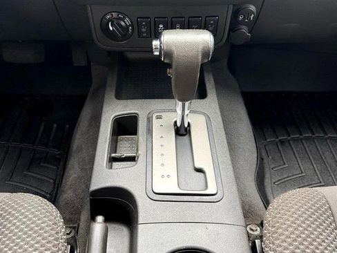 Used 2019 Nissan Frontier PRO-4X image 31