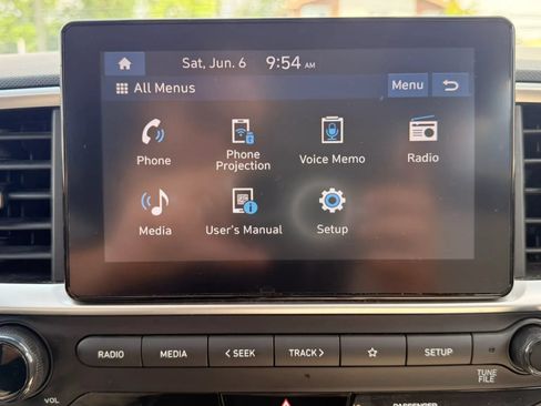 Used 2025 Hyundai Venue SEL FWD image 22