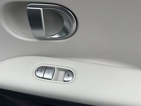 Used 2024 Hyundai Ioniq 5 SEL RWD image 20