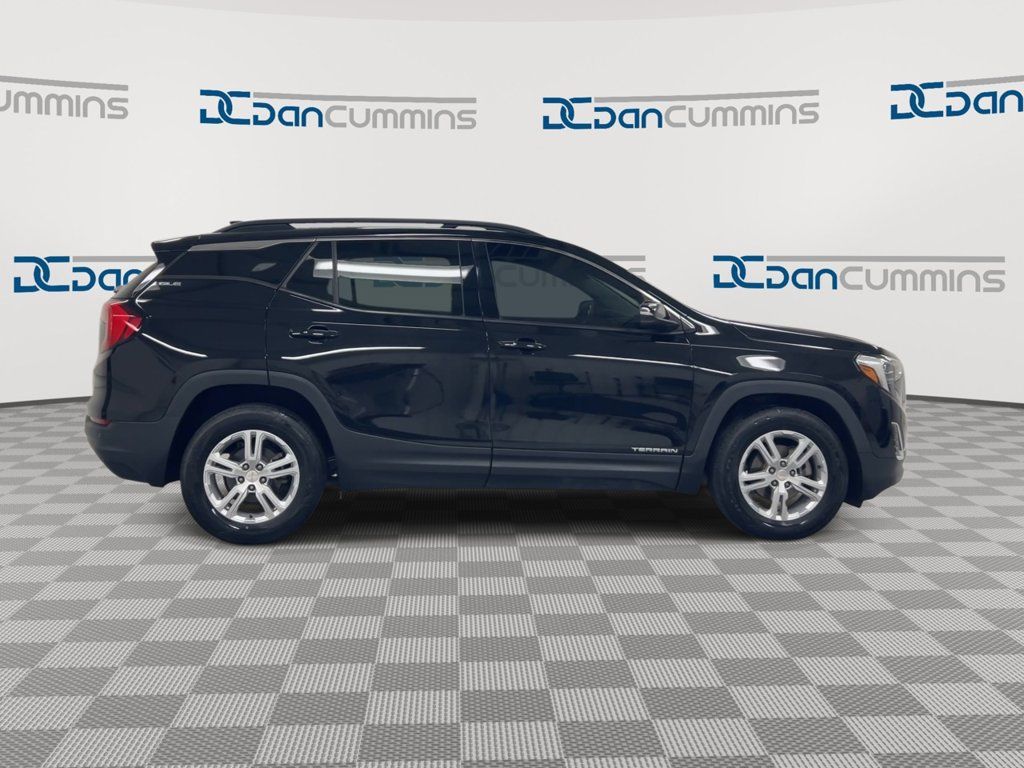Used 2019 GMC Terrain SLE w/ Driver Convenience Package FWD image 9