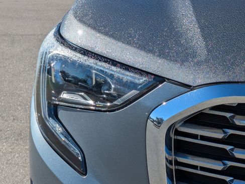 Used 2019 GMC Terrain Denali w/ LPO, Floor Liner Package image 10