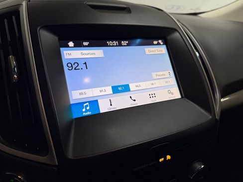 Used 2019 Ford Edge SEL image 35