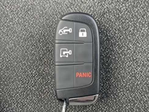 Used 2025 RAM ProMaster 2500 w/ U-Haul Equipment Group FWD image 32