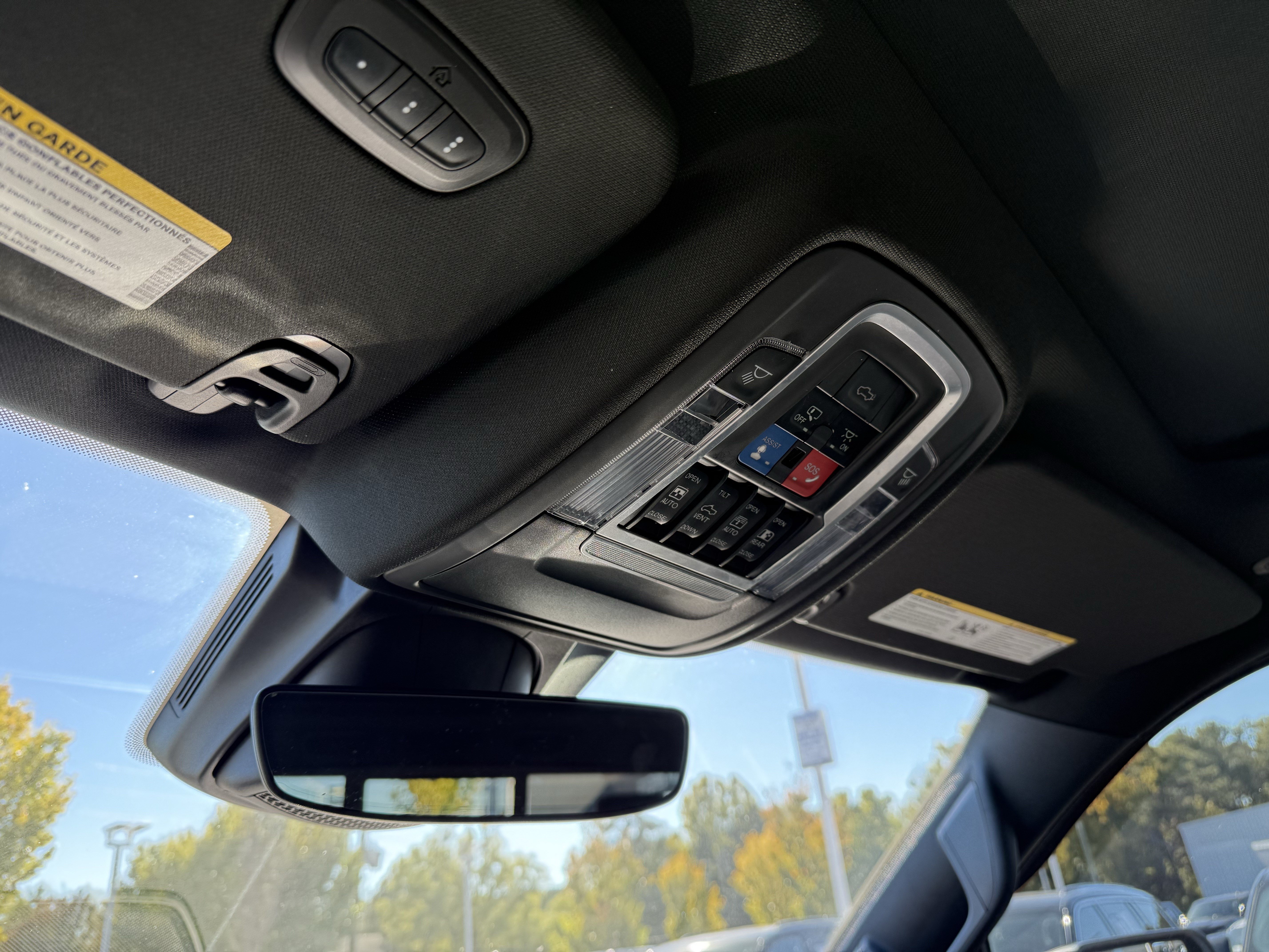 Used 2021 RAM 1500 Laramie AWD/4WD image 30
