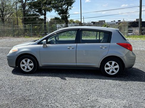 Used 2009 Nissan Versa Hatchback w/ Convenience Pkg FWD image 5