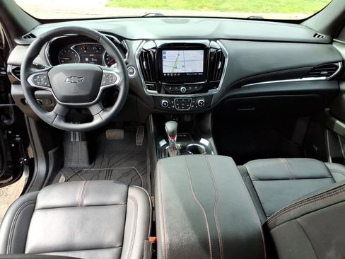 Used 2023 Chevrolet Traverse RS w/ LPO, Floor Liner Package AWD/4WD image 14