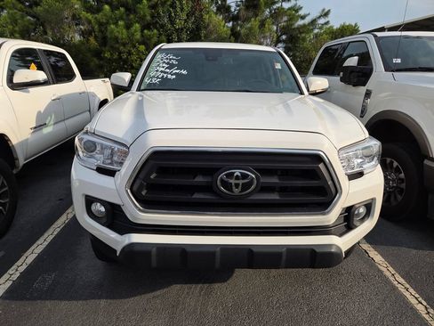 Certified 2023 Toyota Tacoma SR5 RWD image 2