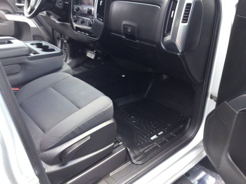 Used 2017 Chevrolet Silverado 1500 LT w/ All Star Edition AWD/4WD image 17