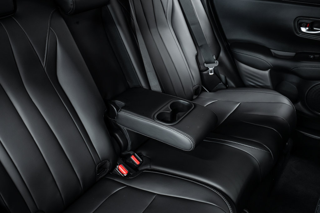 New 2026 Acura ADX FWD image 32