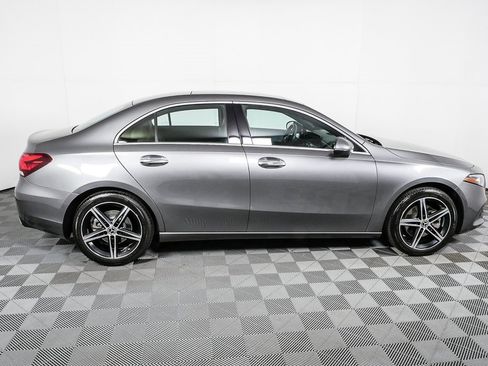 Used 2019 Mercedes-Benz A 220 A 220 image 2