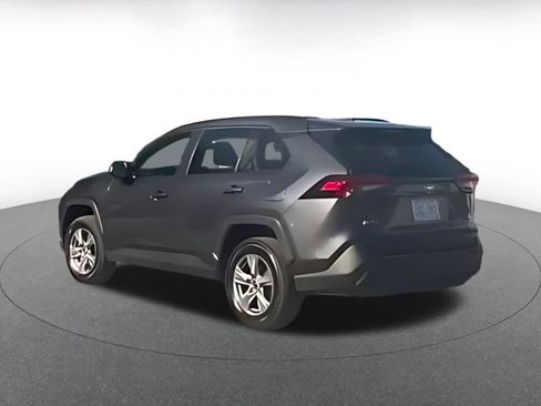 Used 2025 Toyota RAV4 XLE image 16