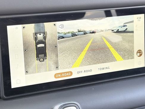 Used 2024 Land Rover Defender 110 X-Dynamic SE AWD/4WD image 15