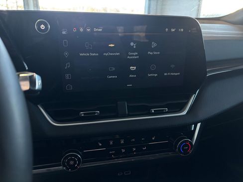 Used 2025 Chevrolet Equinox LT image 21