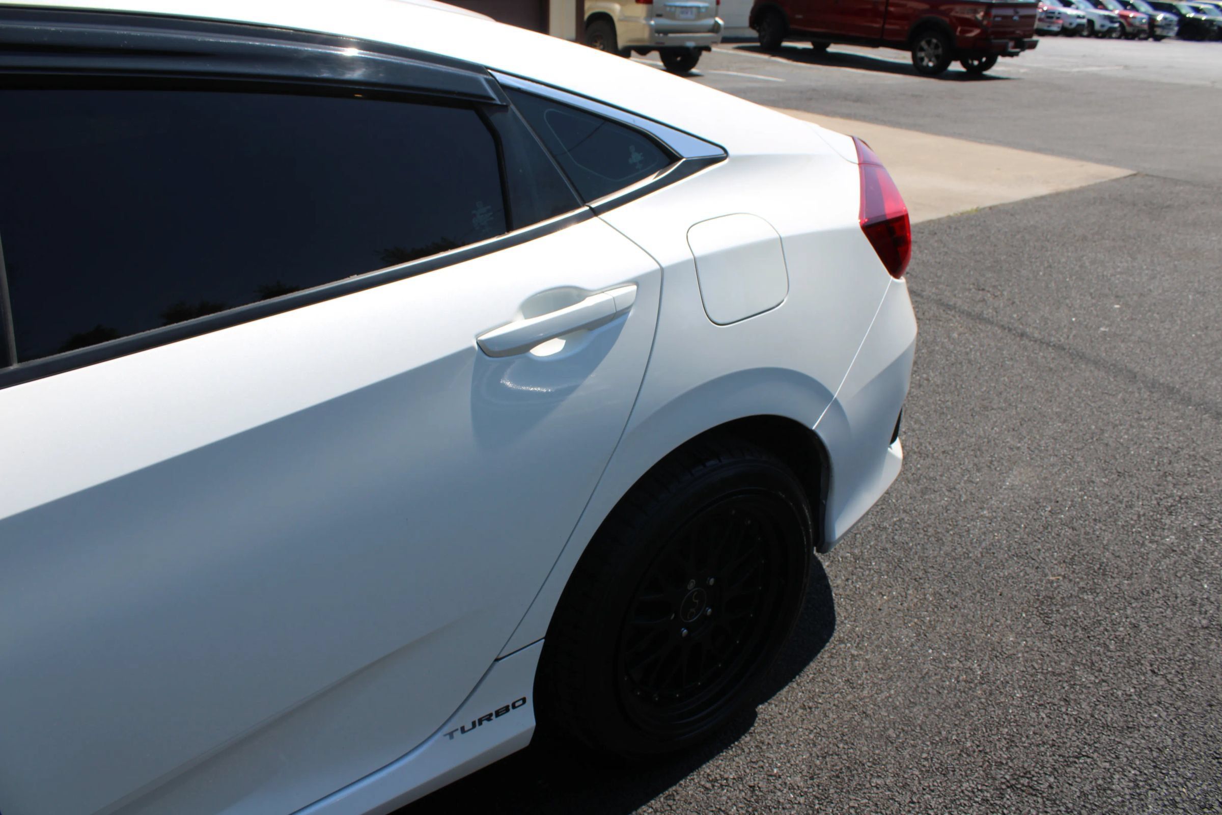 Used 2018 Honda Civic EX-T image 4