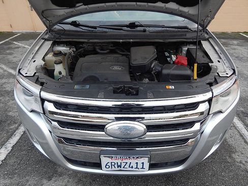 Used 2011 Ford Edge Limited image 25