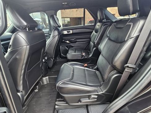 Certified 2024 Ford Explorer ST w/ Equipment Group 401A image 15