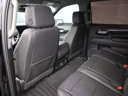 Used 2025 GMC Sierra 1500 SLT RWD image 10