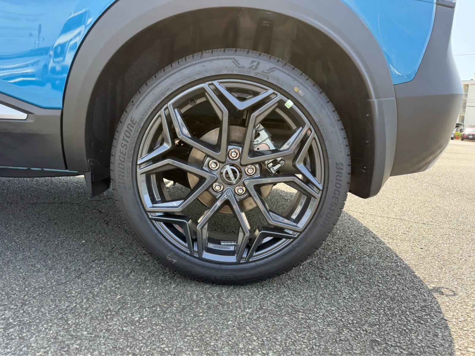 New 2027 Nissan Kicks SR FWD image 5