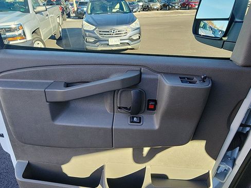 Used 2024 Chevrolet Express 2500 w/ Driver Convenience Package image 17