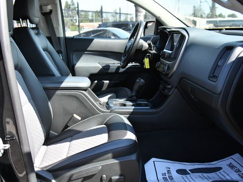 Used 2020 Chevrolet Colorado Z71 image 43