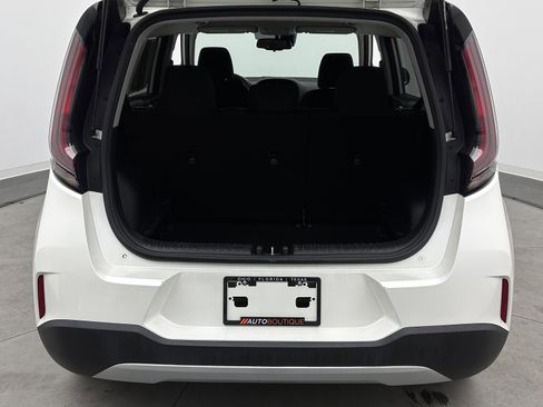 Used 2023 Kia Soul S image 29