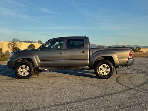 Used 2012 Toyota Tacoma 4x4 Double Cab image 4