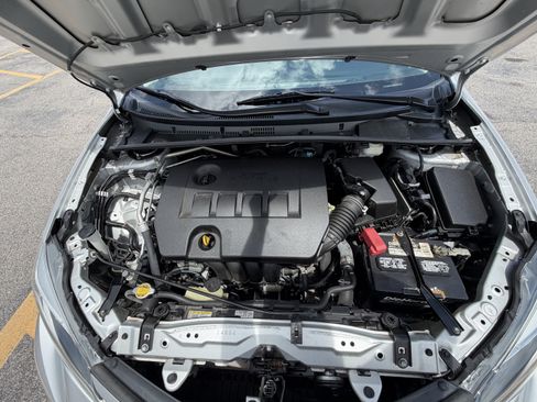 Used 2017 Toyota Corolla SE 50th Anniversary FWD image 21