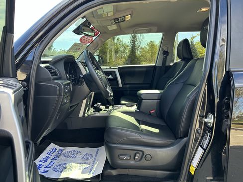 Certified 2023 Toyota 4Runner TRD Sport w/ Technology Package image 12