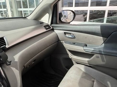 Used 2016 Honda Odyssey EX-L image 18