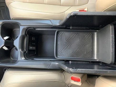 Certified 2019 Honda CR-V Touring image 23