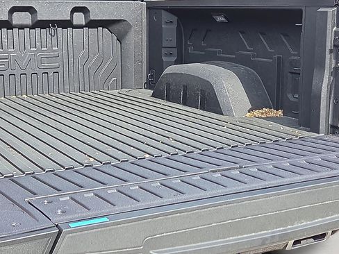 New 2026 GMC Sierra 1500 Denali Ultimate AWD/4WD image 9