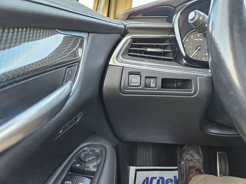 Used 2021 Cadillac XT5 Sportv image 12