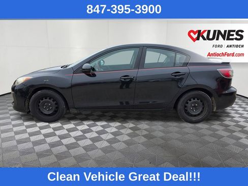 Used 2013 MAZDA MAZDA3 i SV image 4