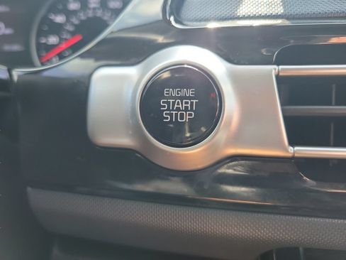 Used 2022 Kia Seltos S FWD image 45