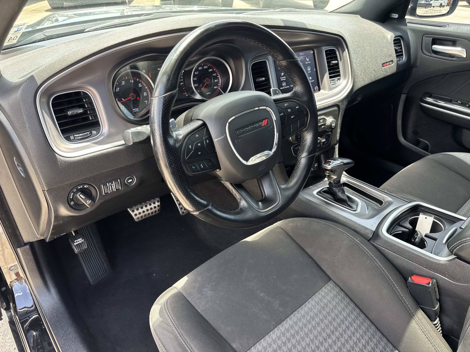 Used 2022 Dodge Charger Scat Pack RWD image 17