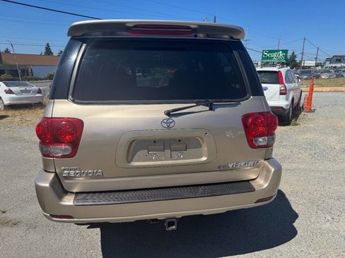 Used 2007 Toyota Sequoia SR5 image 10