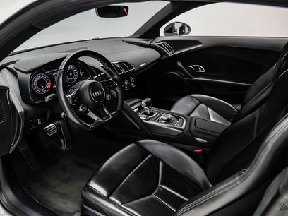 Used 2018 Audi R8 V10