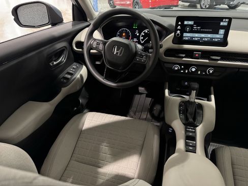 New 2026 Honda HR-V LX image 5